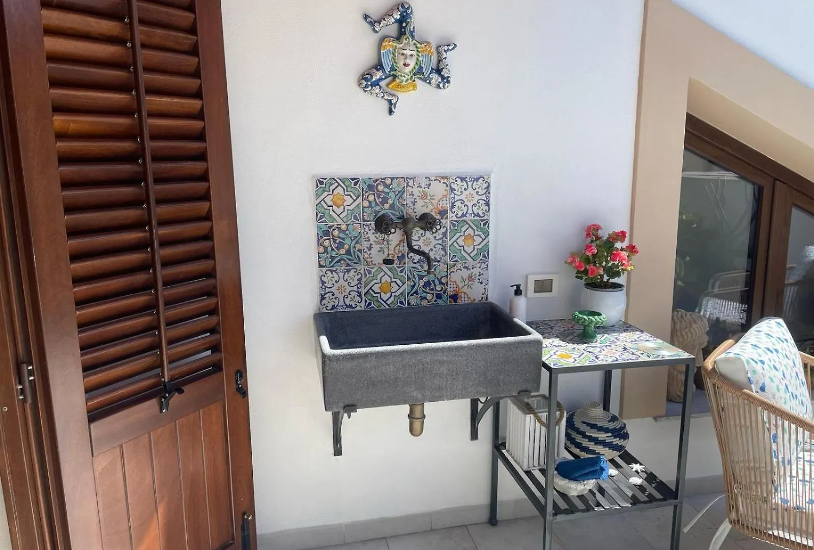 Terrazza Alla Cala Palermo 0*,  Italy